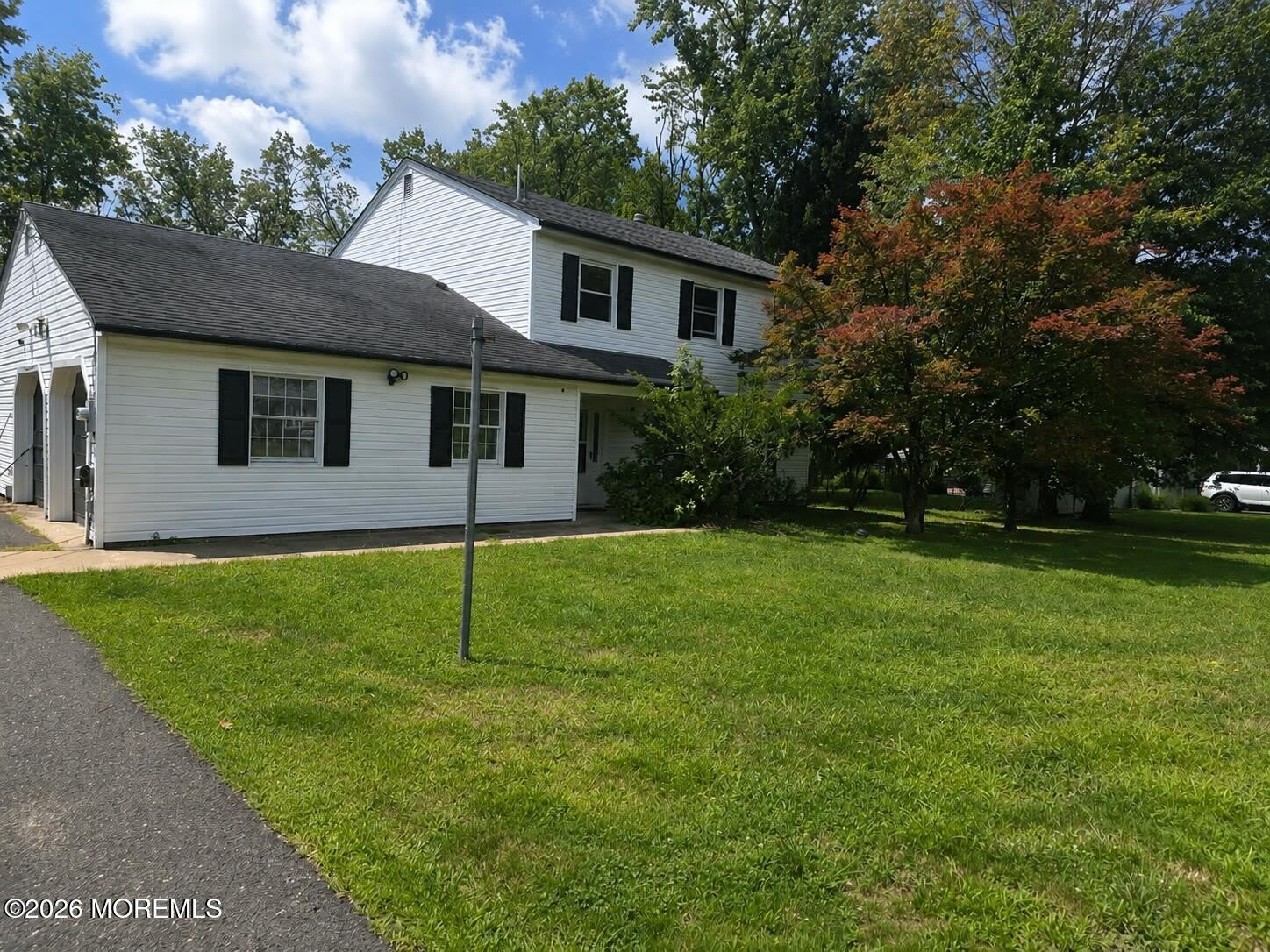 5 Sandburg Drive – photo 1