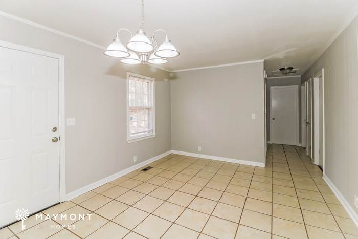 4502 31st Avenue East – photo 3