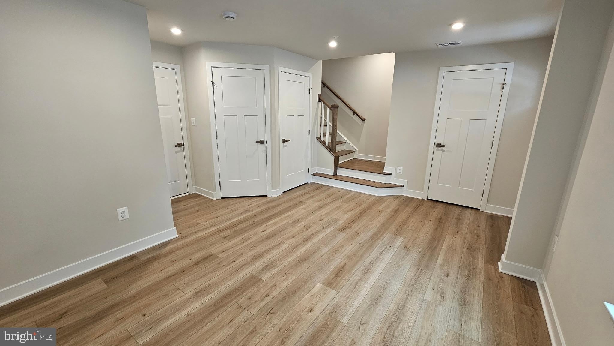 16437 FIFE WAY – photo 3