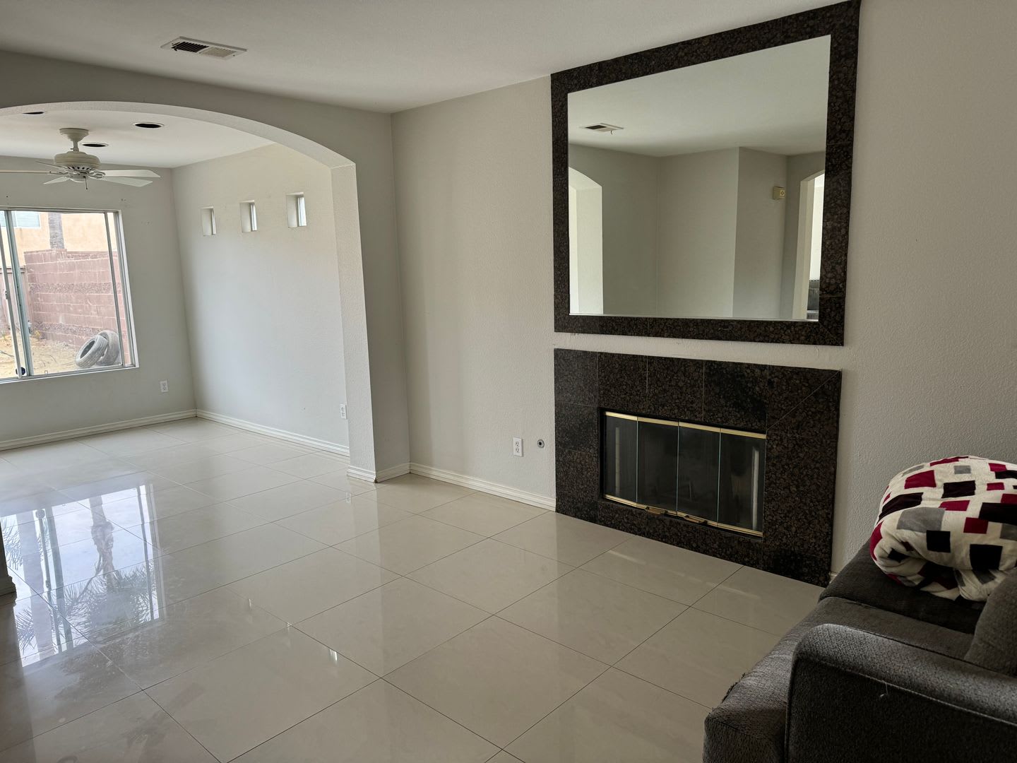 San Ysdrio, Coral Gate neighborhood House for Rent – photo 2