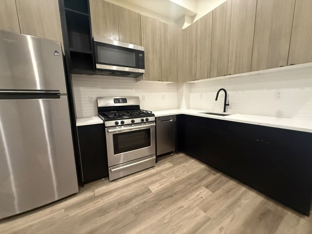322 W Front St – photo 5