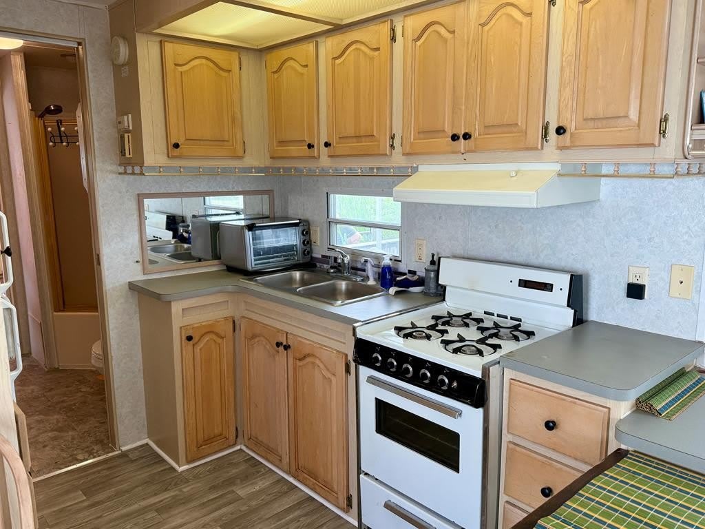 8239 BAY FRONT LN – photo 5