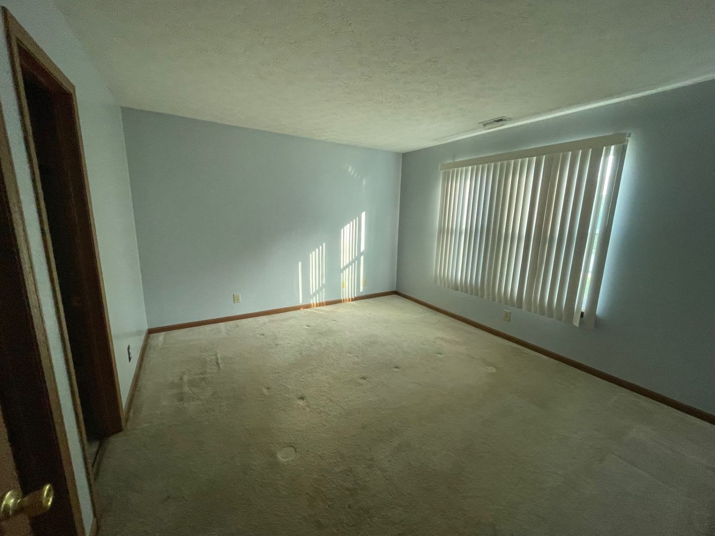 3 Bedroom House W/ Updates! – photo 2