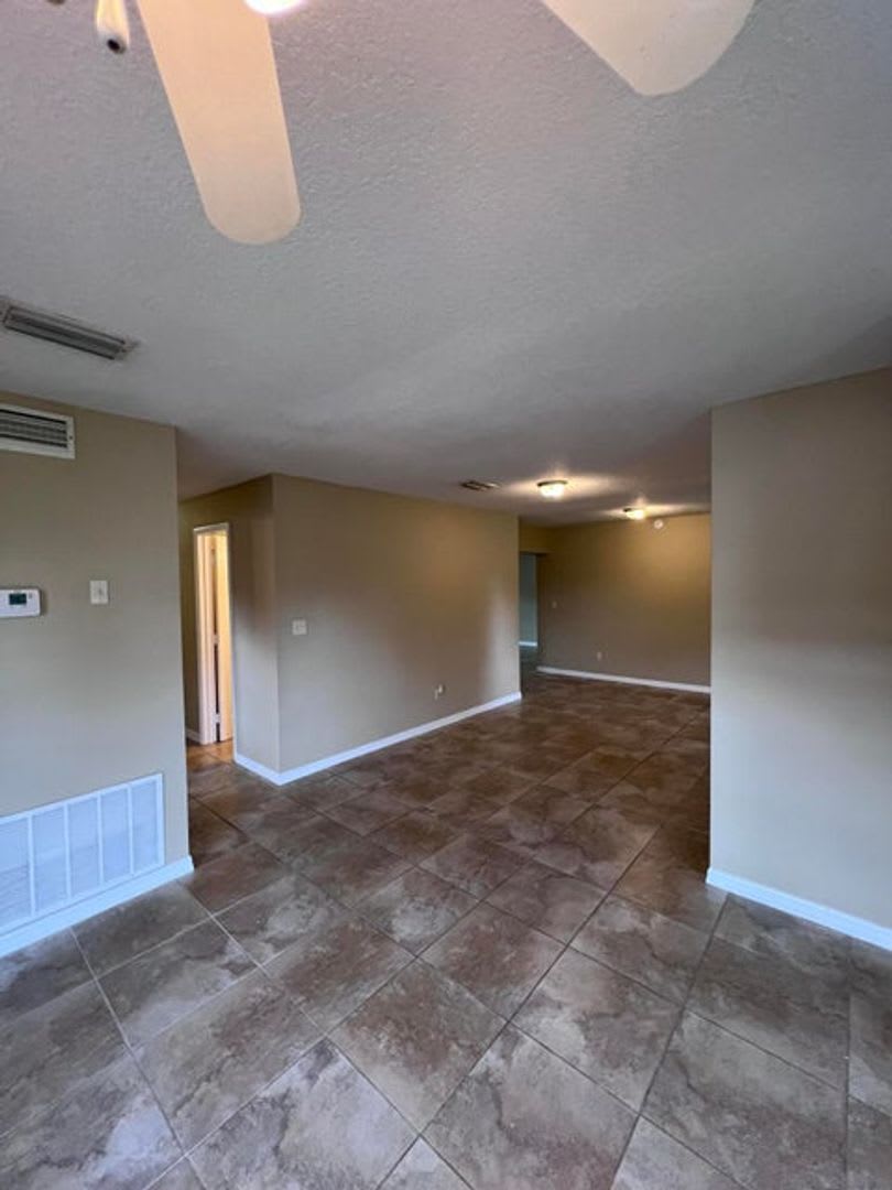 Single Family Home – photo 3