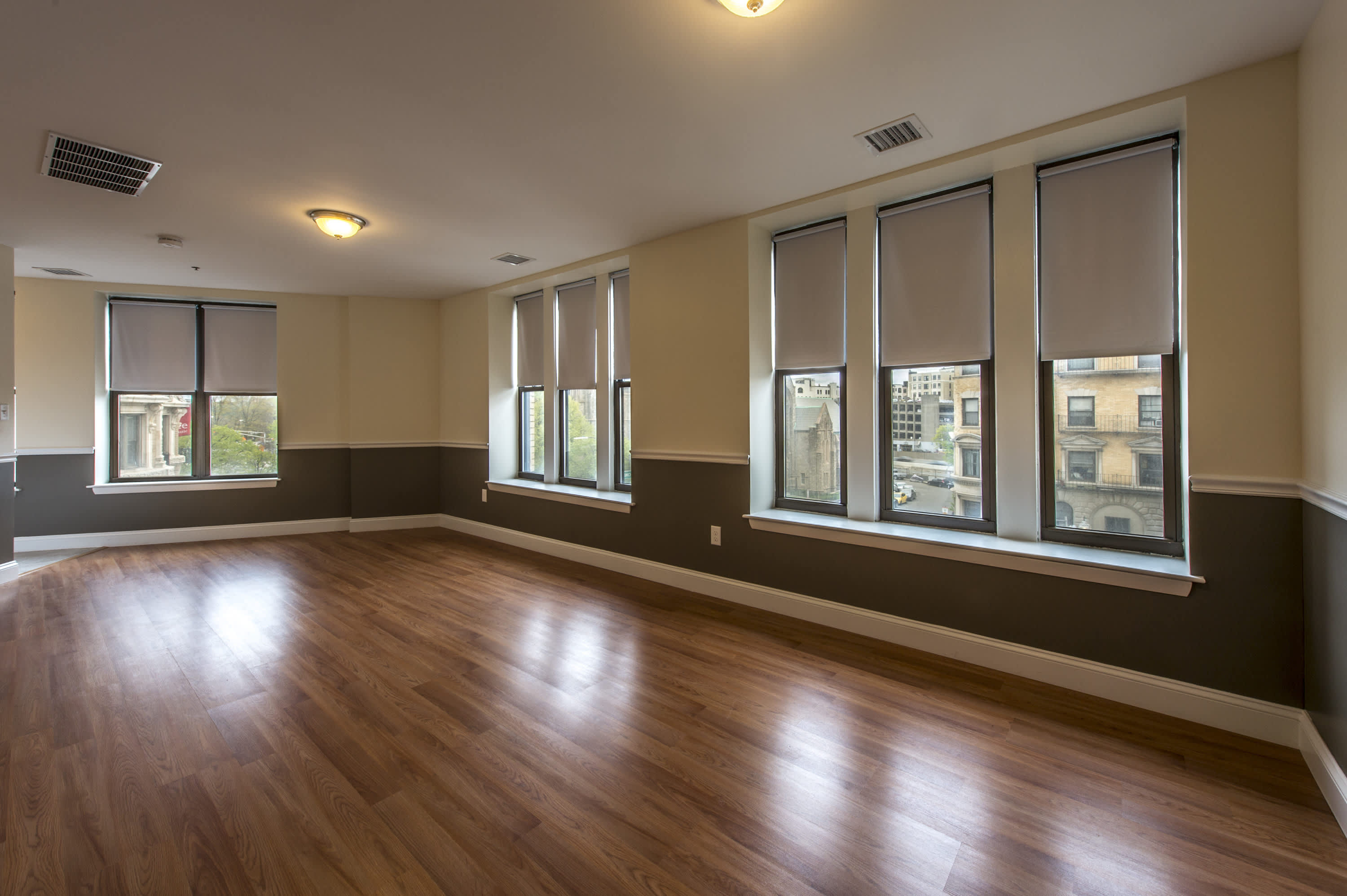 MBH Apartments – photo 2