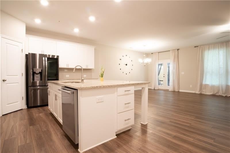 525 Duval Drive – photo 4