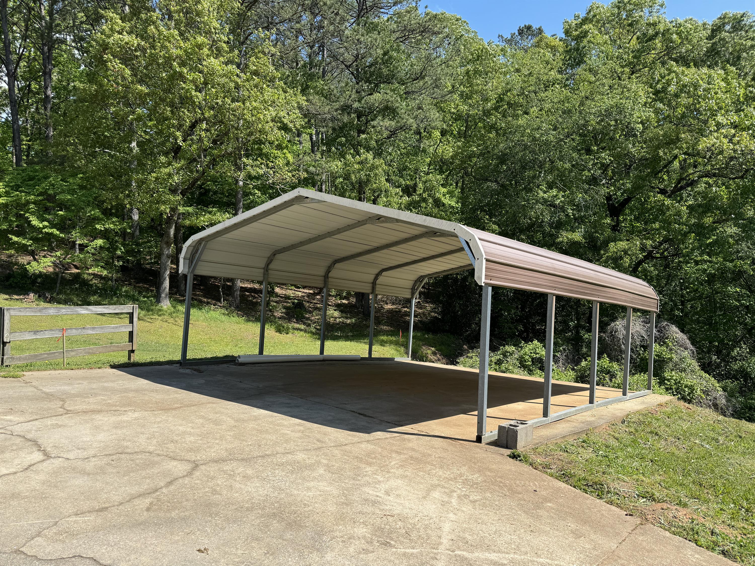 746 Bishop Drive – photo 3