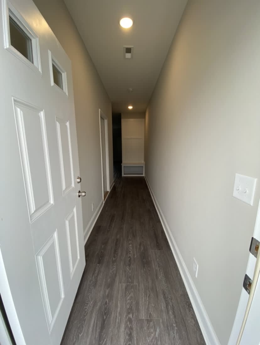 1032 Glenkirk Drive – photo 2