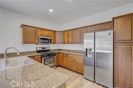 1581 Tustin Avenue – photo 2