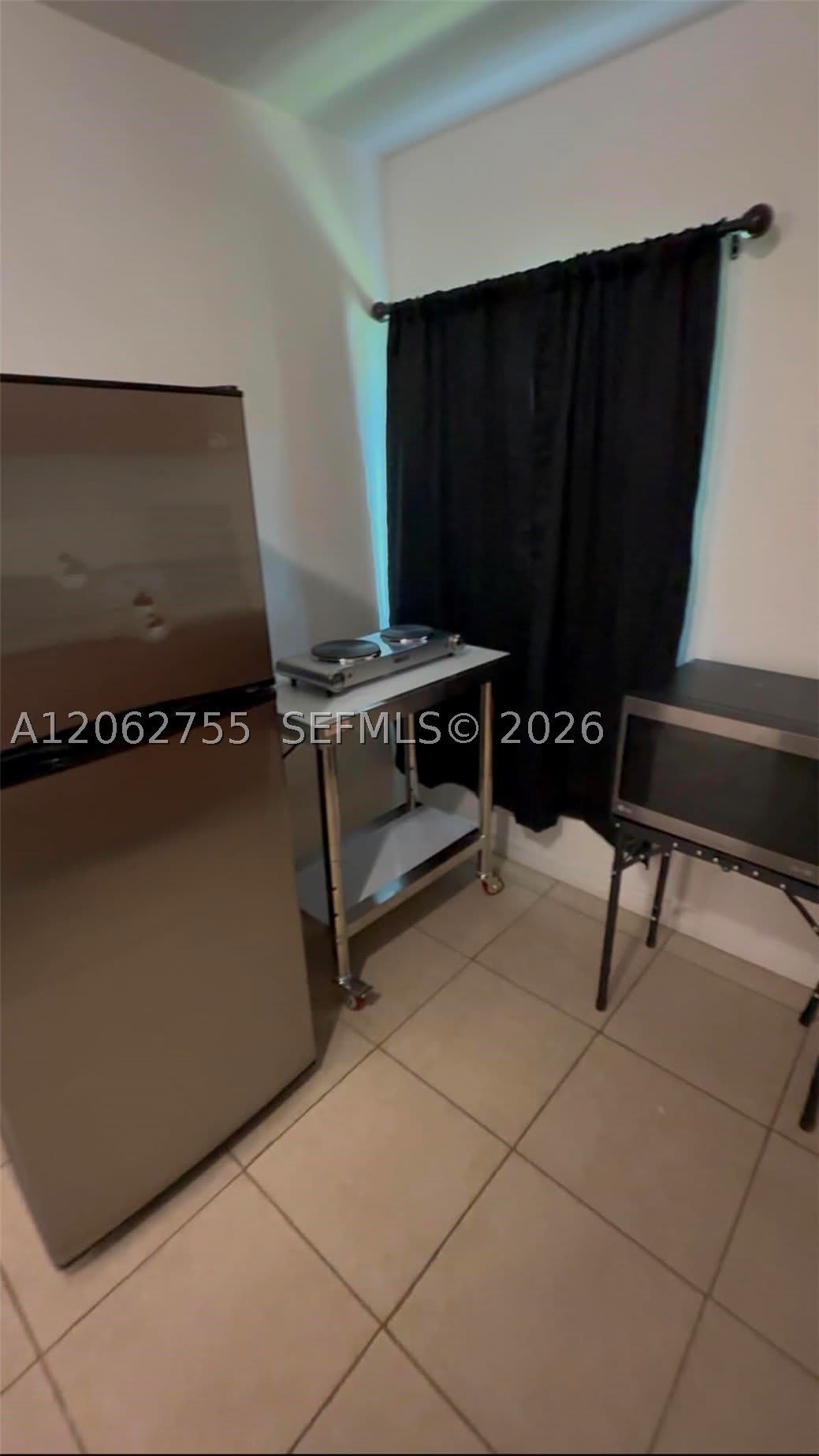 4441 SW 33rd dr – photo 2