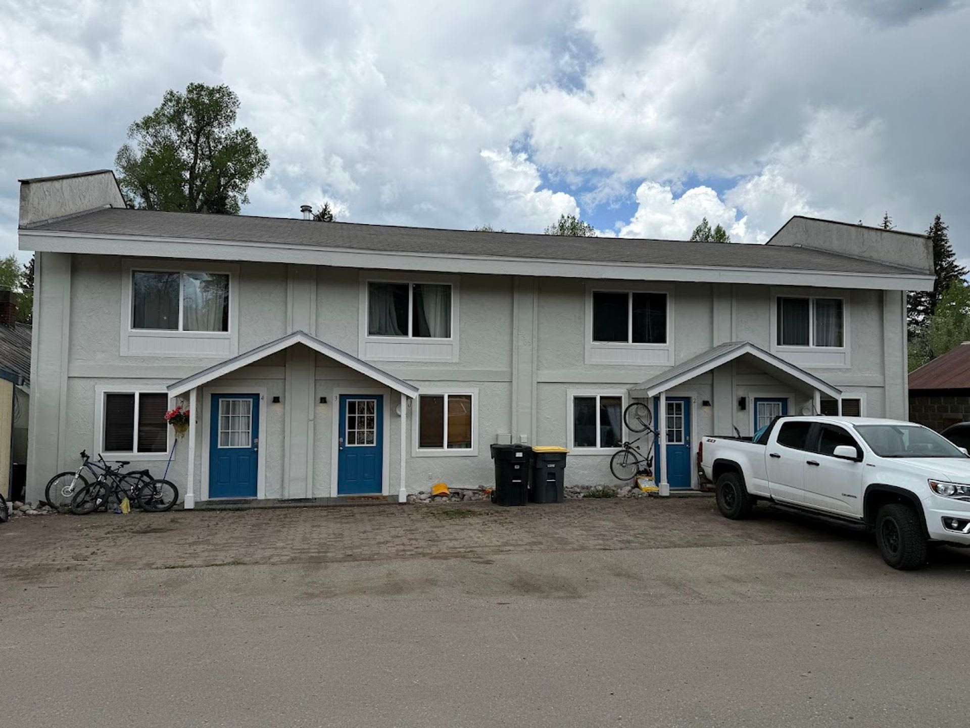Downtown 2bedroom Townhome – photo 5