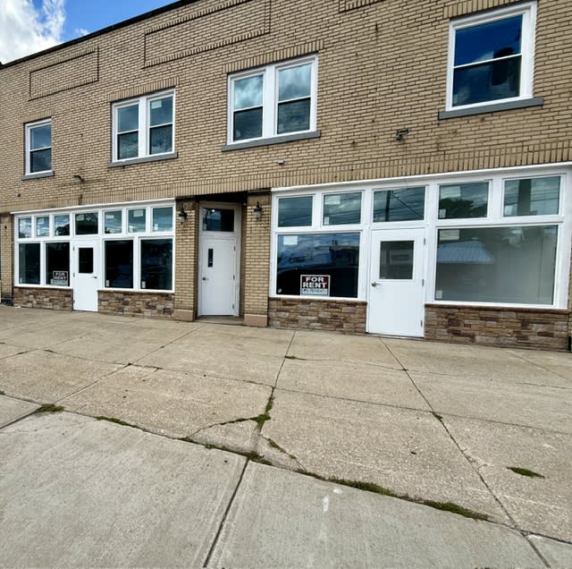 4468 Pearl Road – photo 3