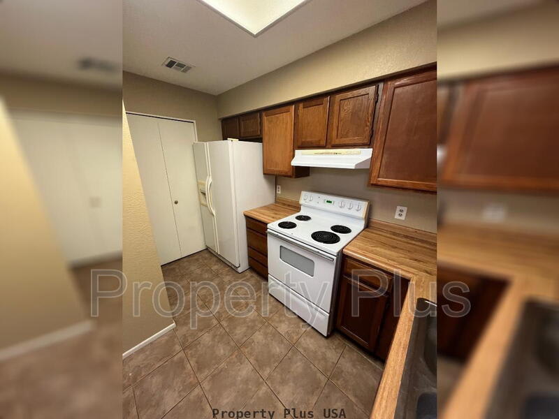 1245 W 1st St – photo 4