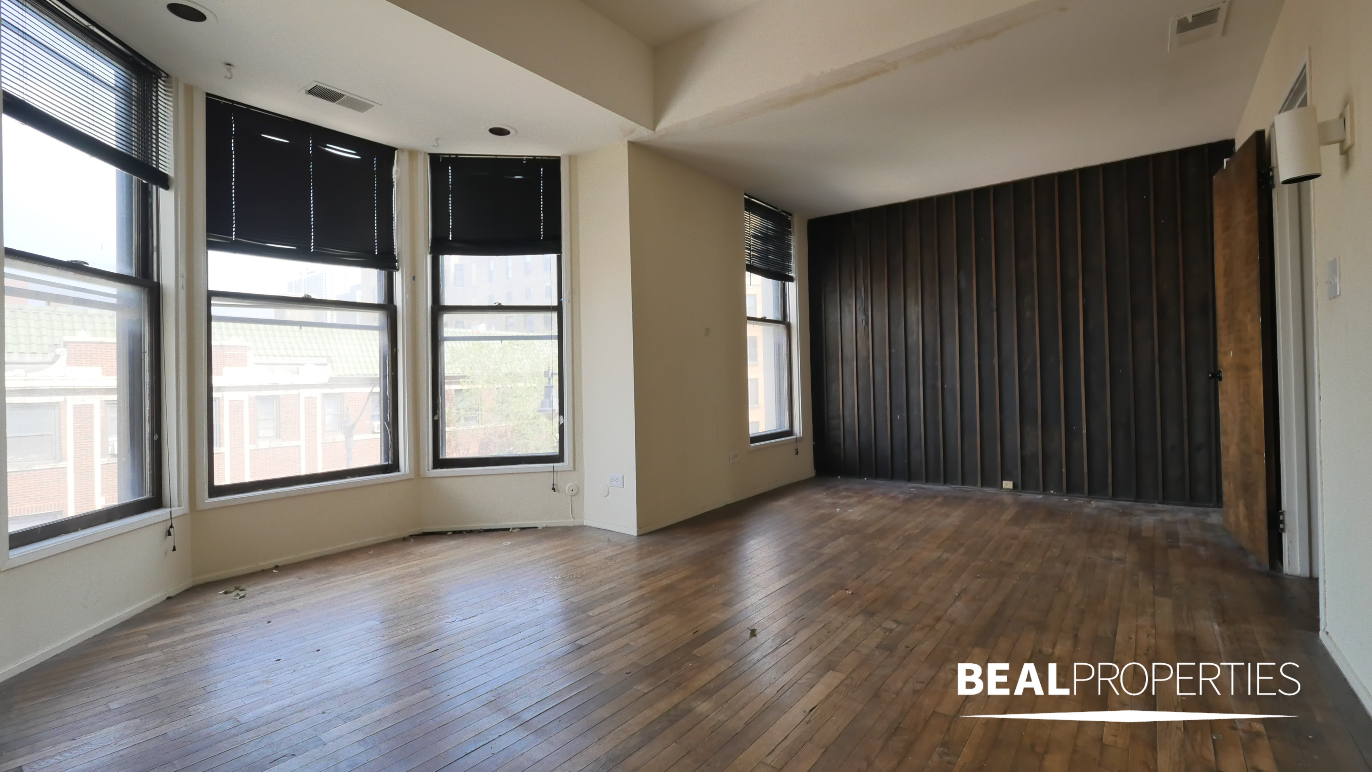 2908 N Broadway – photo 3