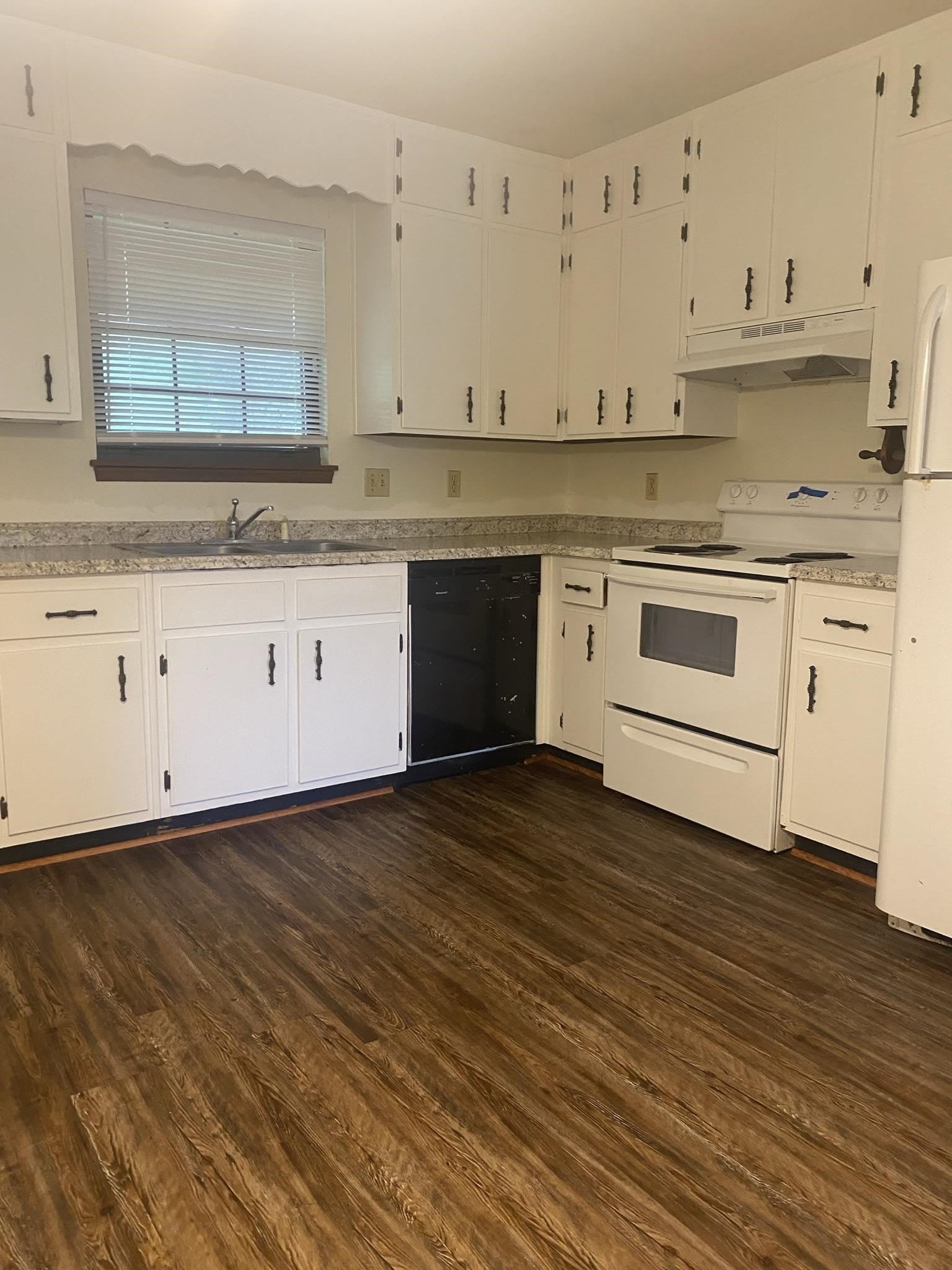 2086 Pats Place – photo 5
