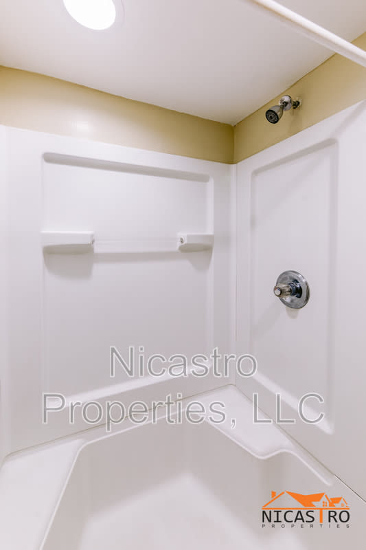 2097 Summit Street – photo 4