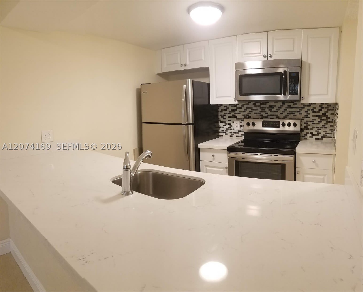 8100 Geneva Ct – photo 2