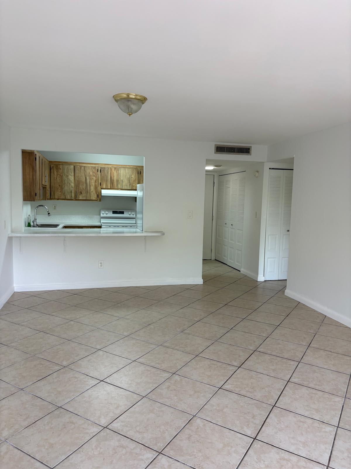 9301 Sw 92Nd Ave – photo 2