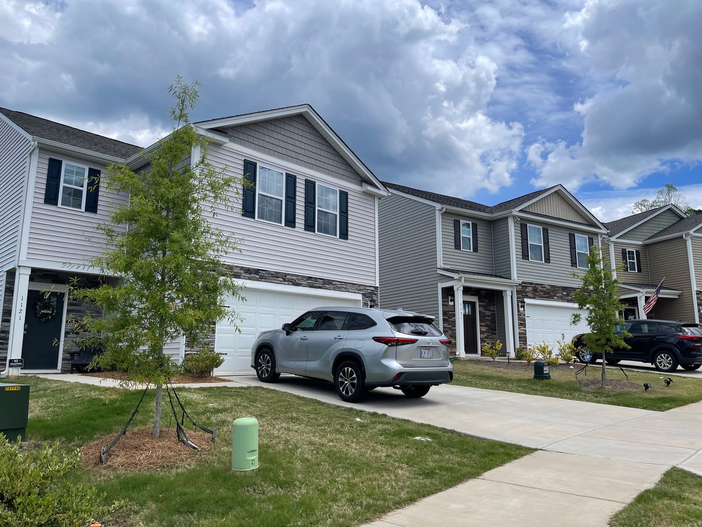 Pet Friendly 4Br 2 5Ba The Falls At Hickory Community Available 11 6 2026 – photo 4