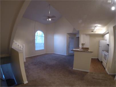 Convenient Layout 3Bed 2Bath 3 Story Condo – photo 5