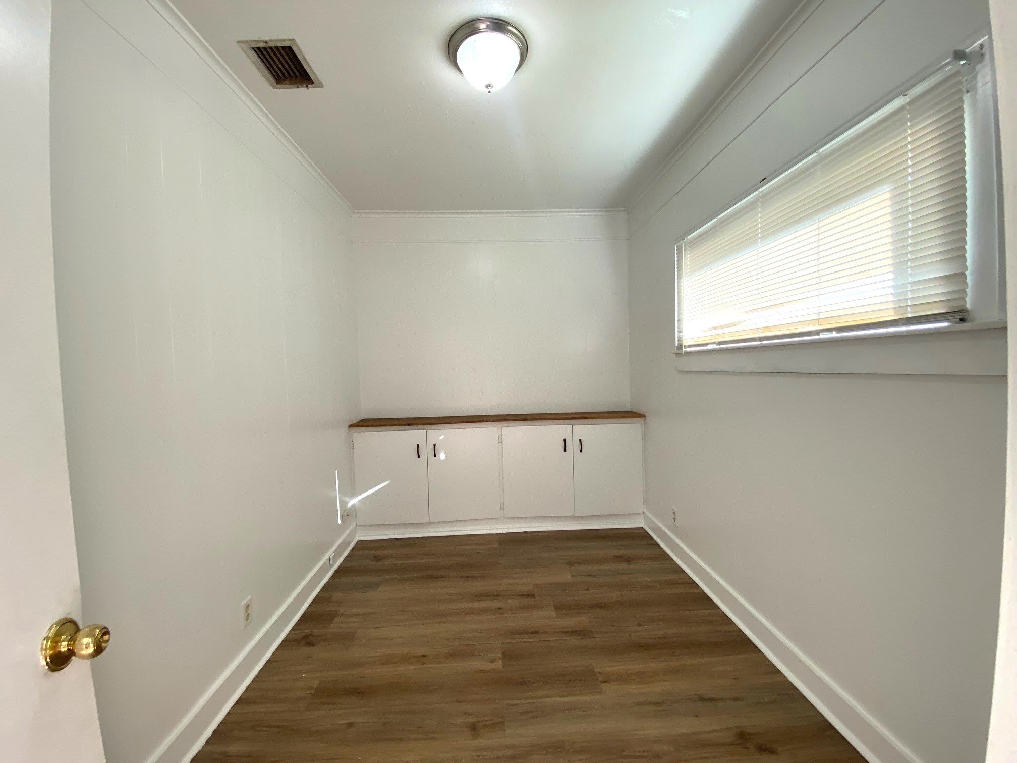 1331 S Travis Street – photo 4