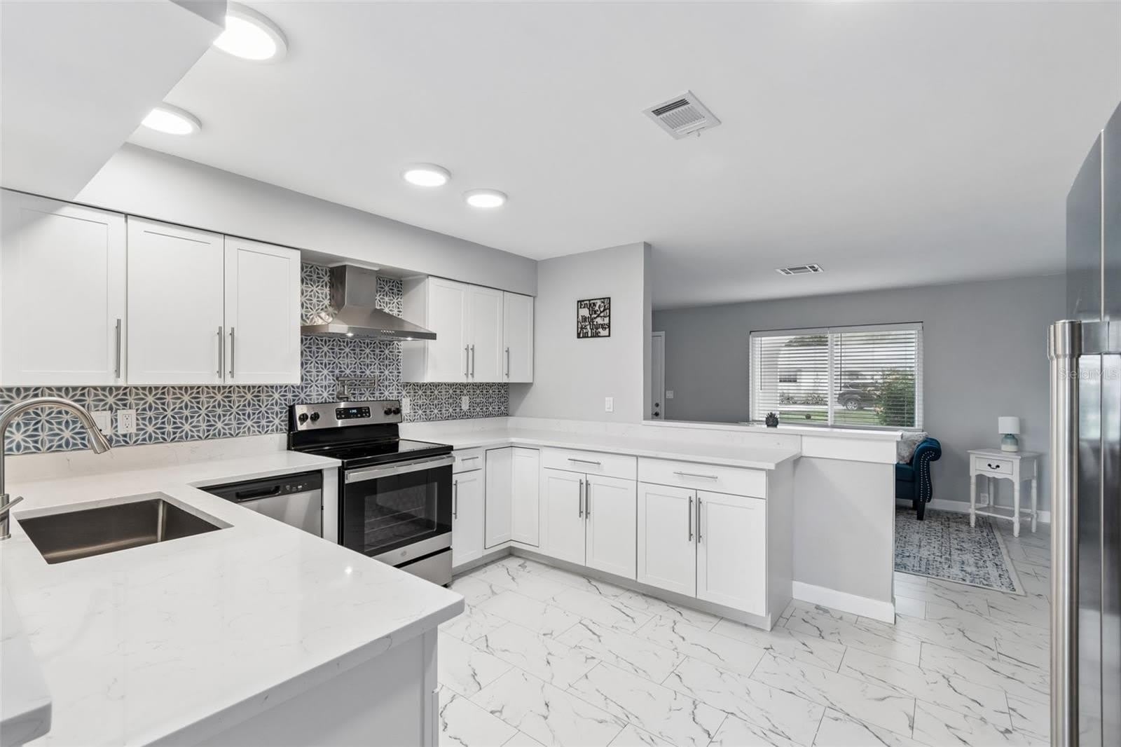 8120 BROWN PELICAN Avenue – photo 3
