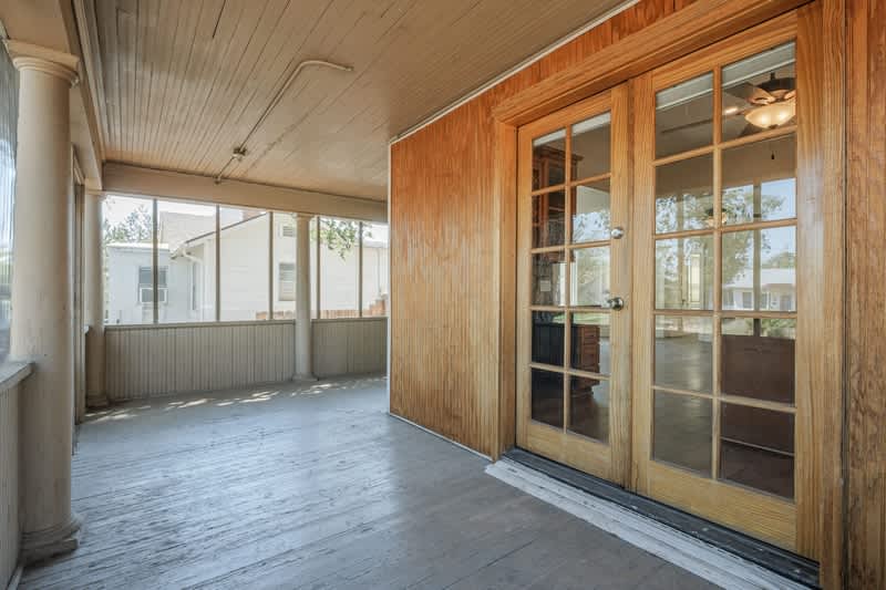1219 Grand Avenue – photo 4