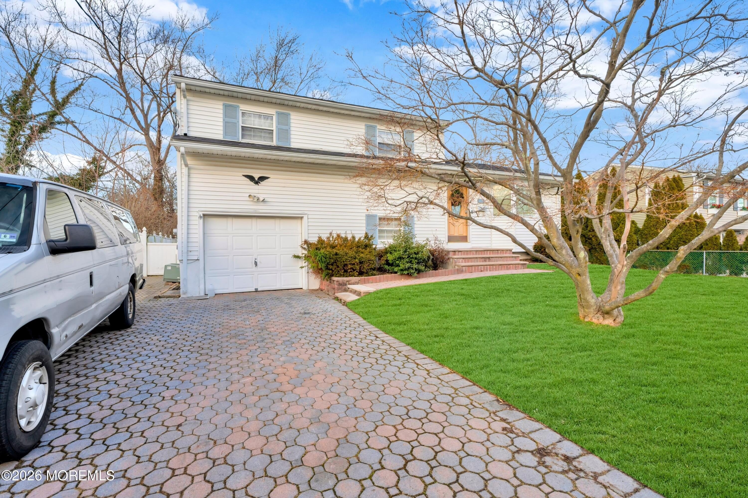 1121 Darlene Avenue – photo 2