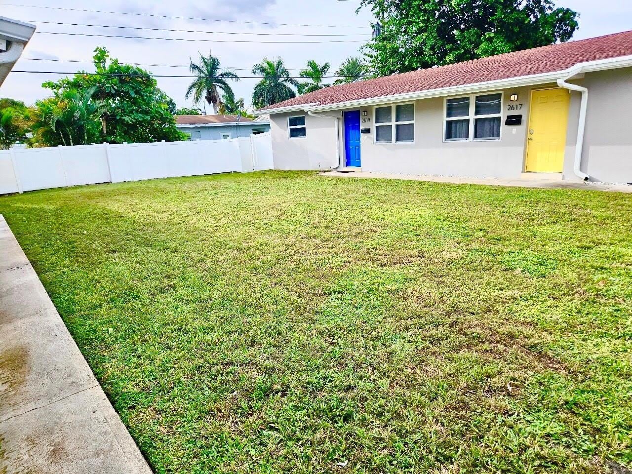 2617 NW 9th Avenue – photo 1