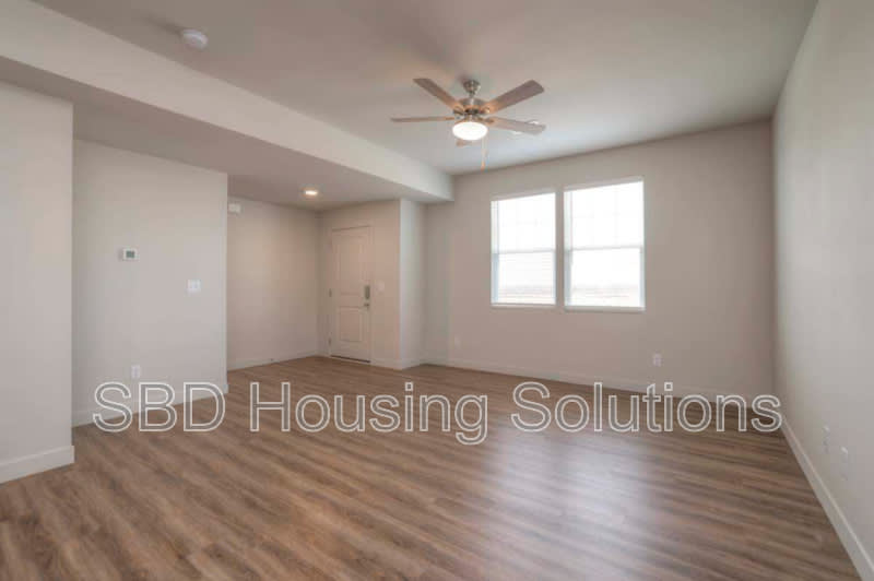 12429 S Parkwood Ln – photo 3