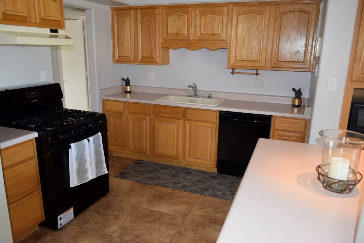 7720 E Catalina Dr – photo 3