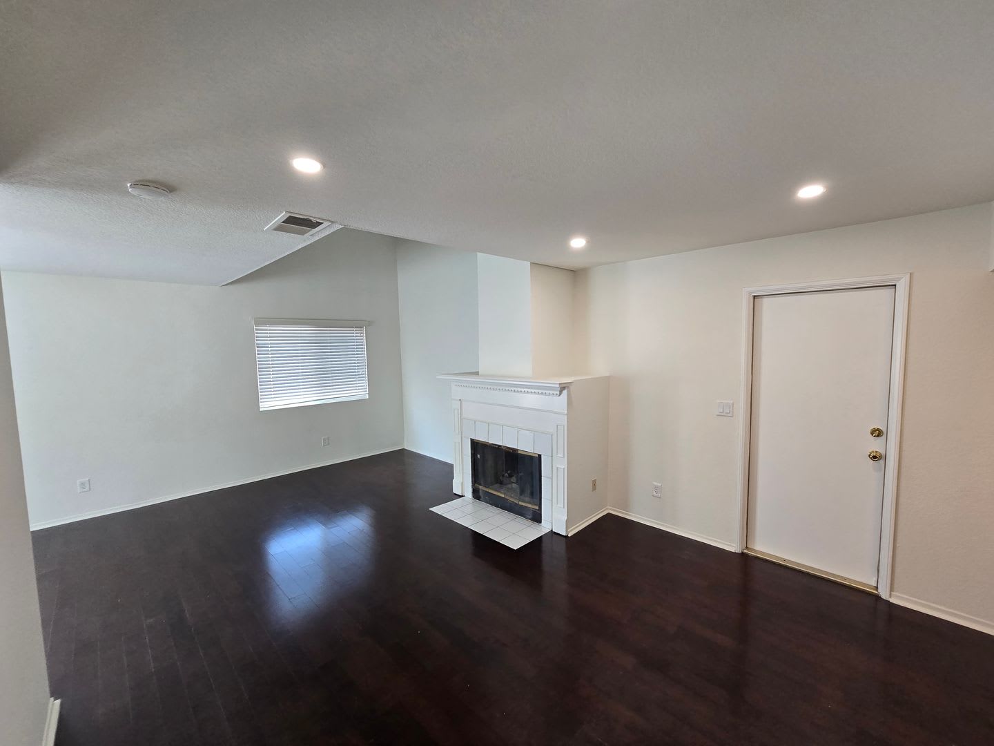 Beautiful Pasadena Townhouse – photo 4