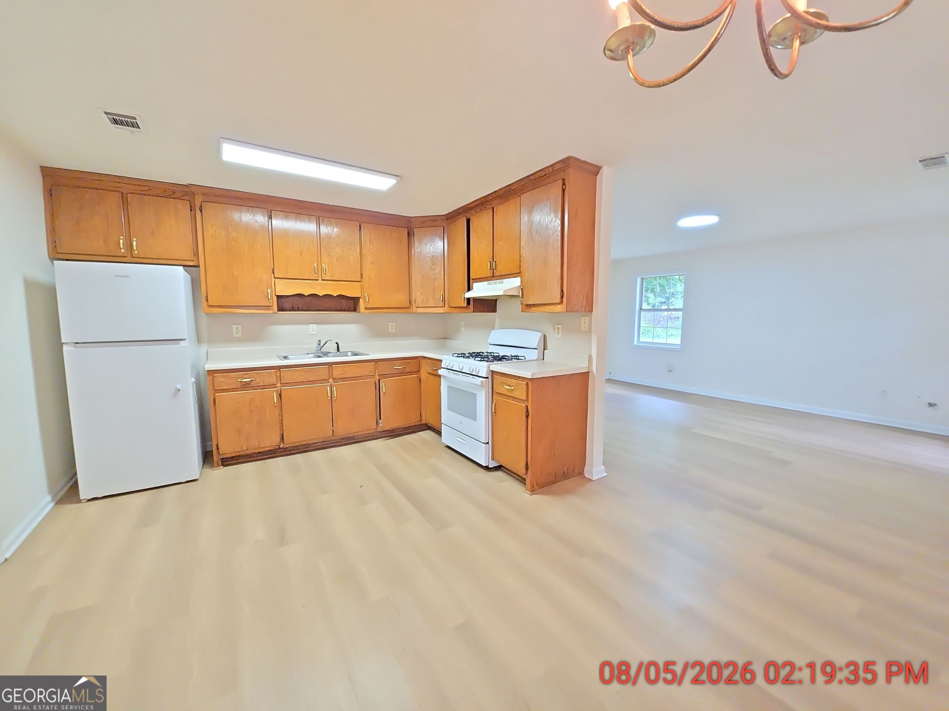 48 Phillips Drive – photo 3