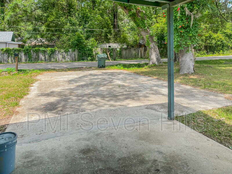401 Alpha Ave – photo 4