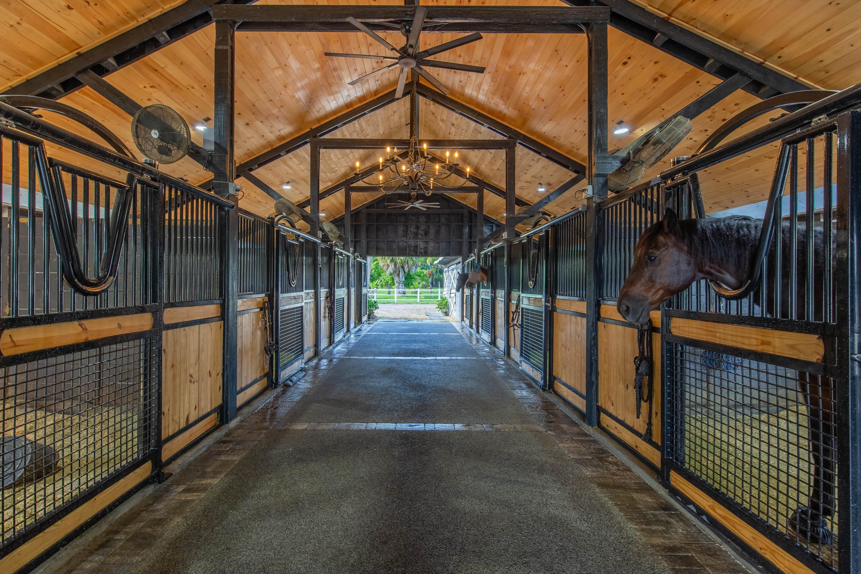 844 Arabian Drive – photo 1