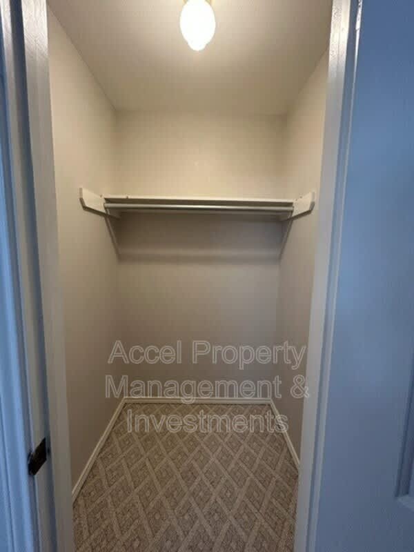 214 W 17th St – photo 3