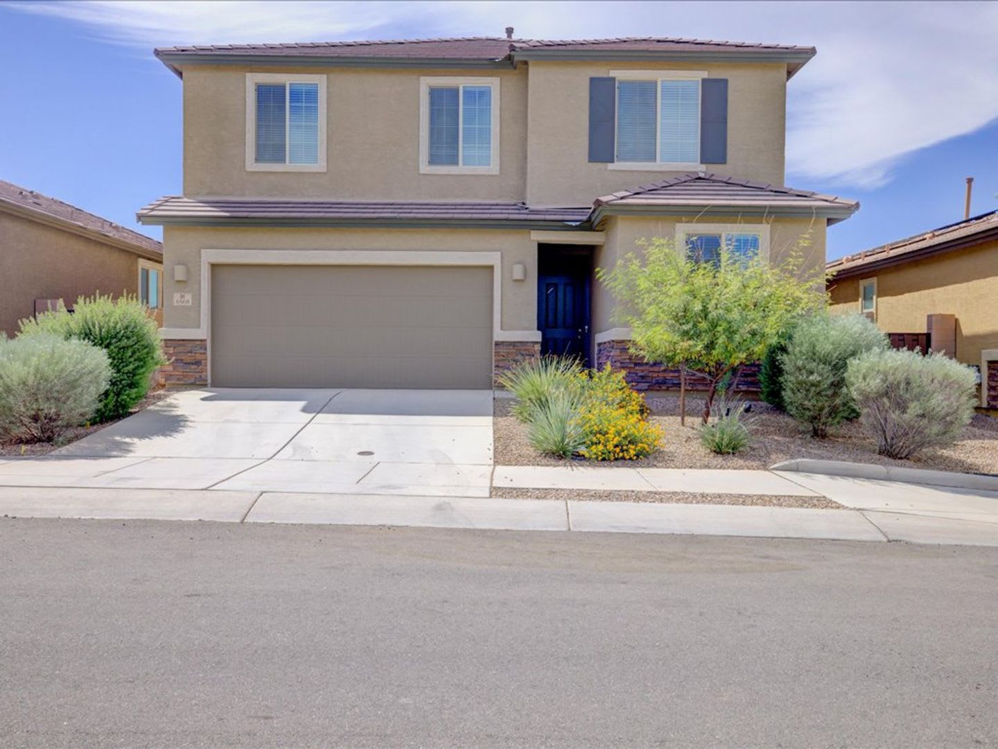 4 Bedroom 3 Bathroom – photo 2