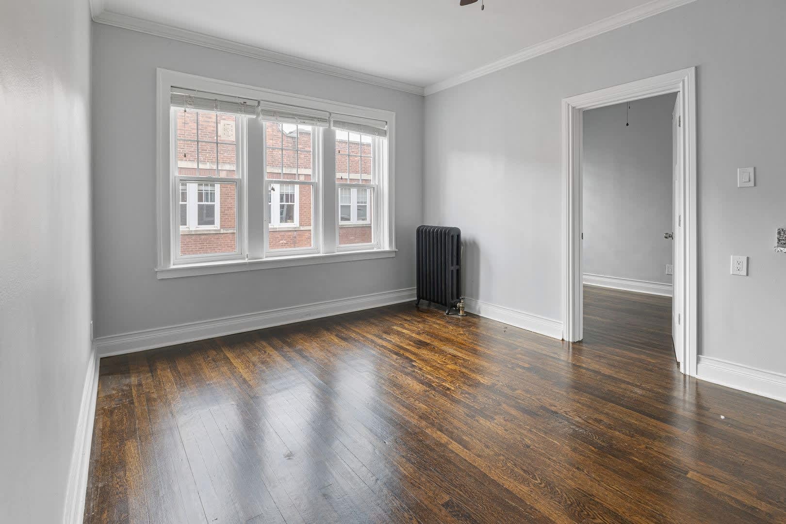 6116 N Winthrop Ave – photo 4