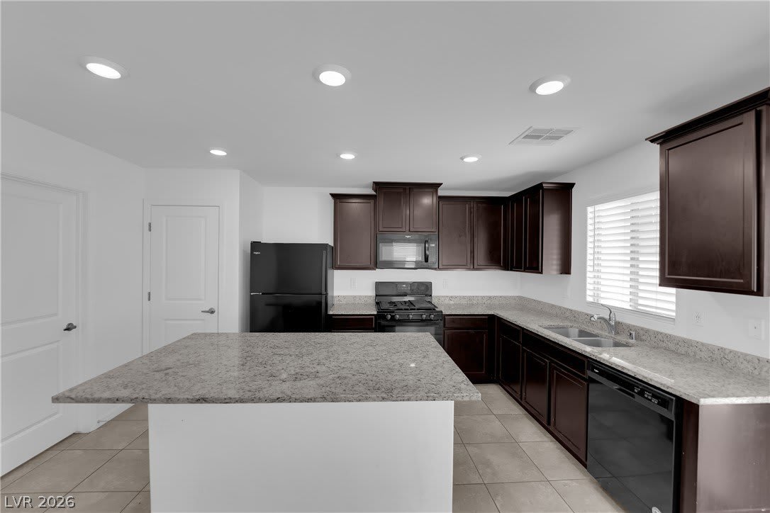 6421 Broadcloth Court – photo 2