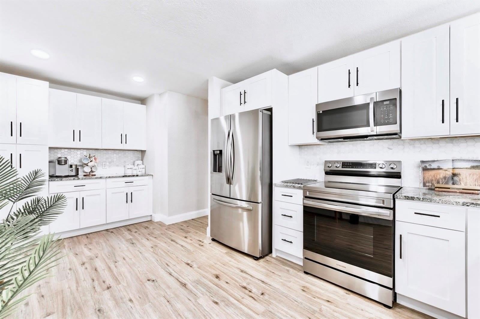 6220 INTERBAY – photo 4