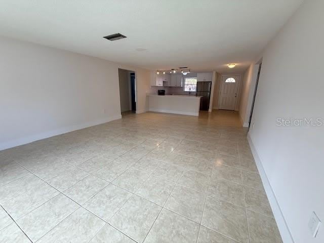 600 RUSSELL Street – photo 4