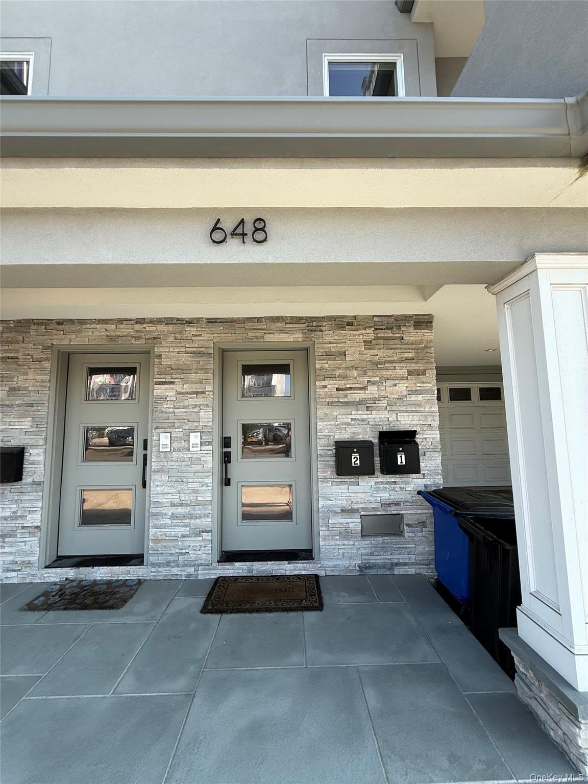 648 E Broadway – photo 2
