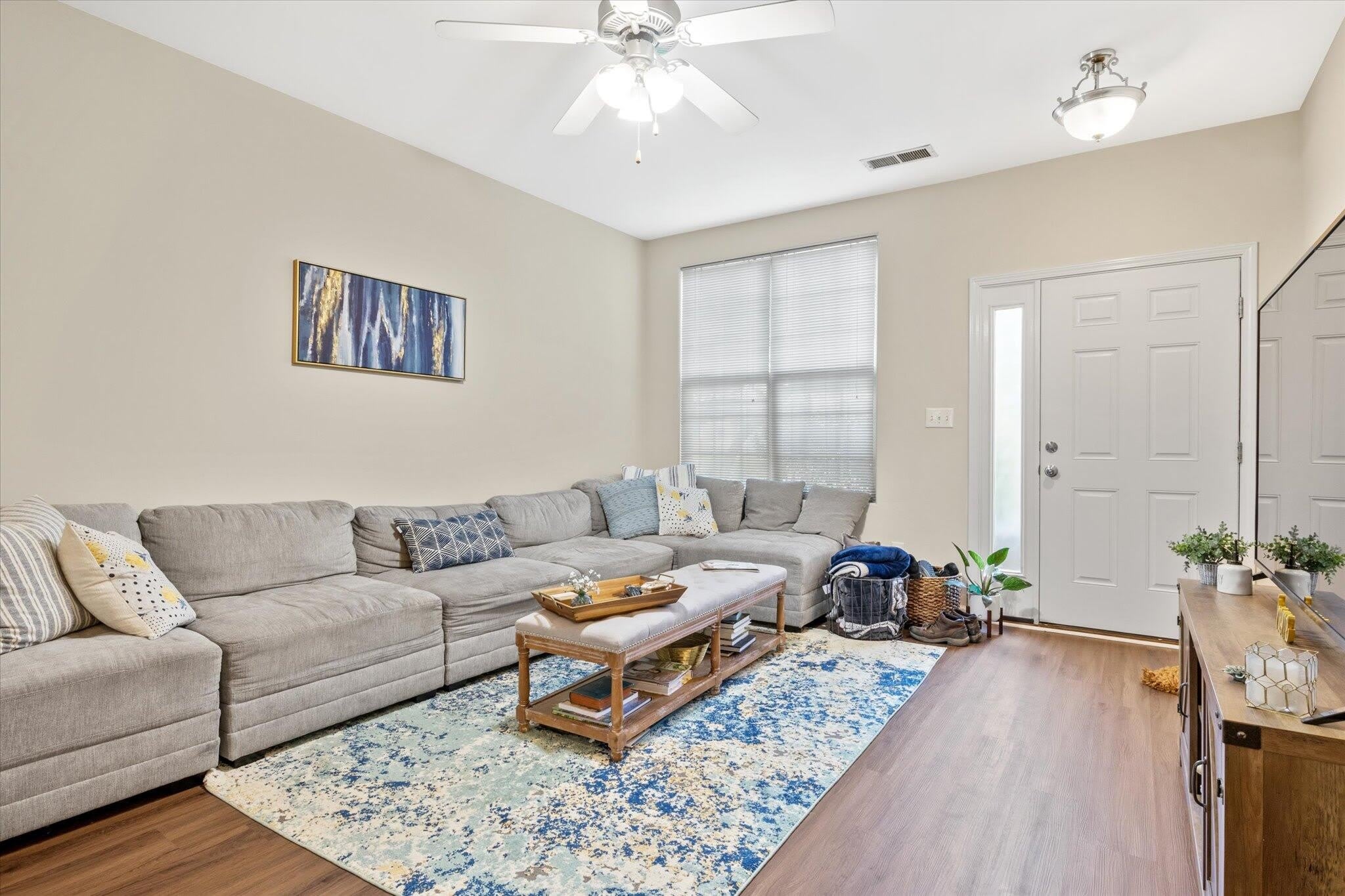 2537 Sun Seeker Court – photo 3