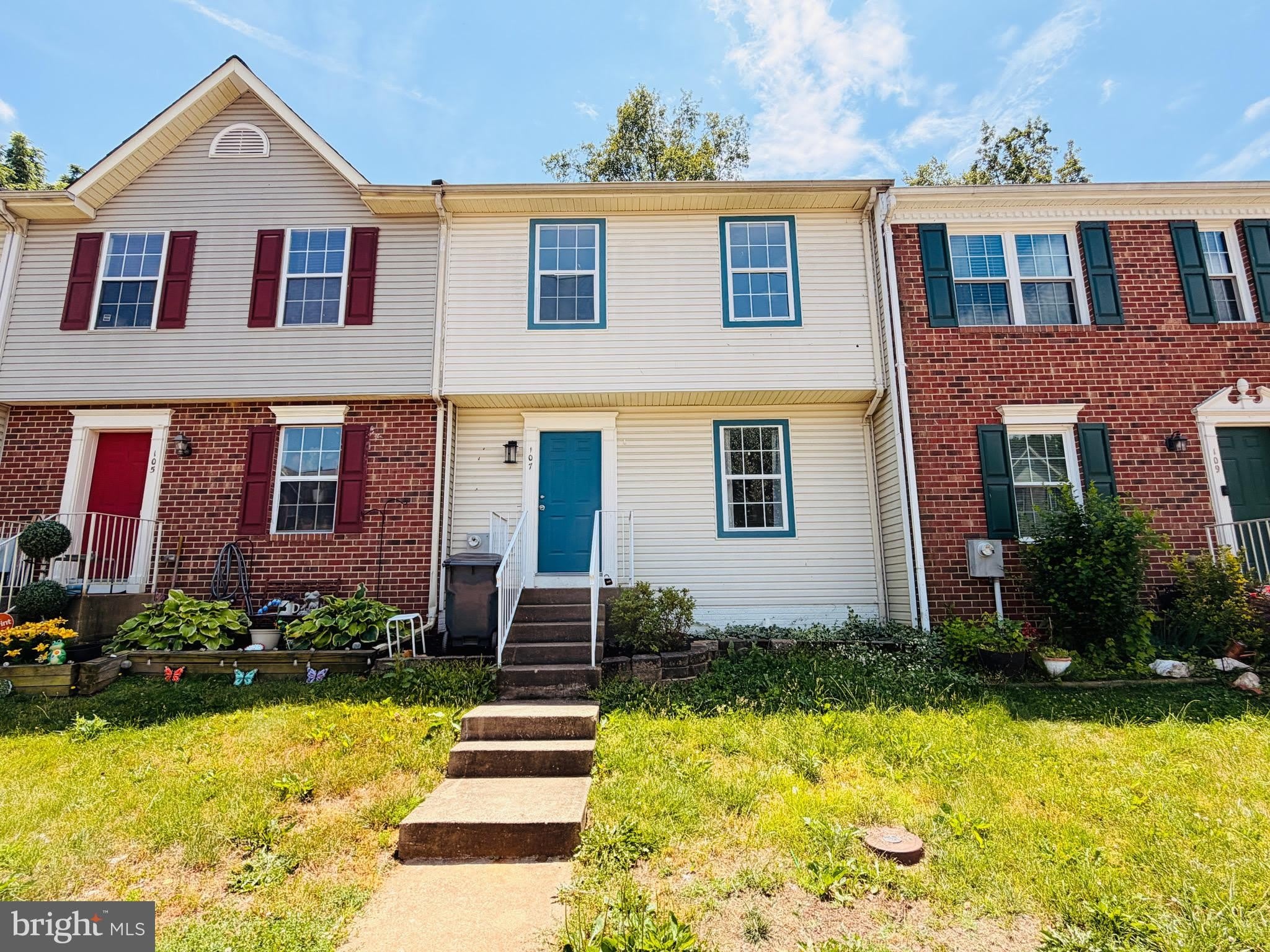 107 STAFFORD MEWS Lane – photo 2