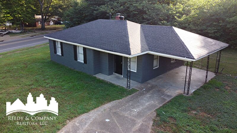 1380 Rolling Hills Dr – photo 3