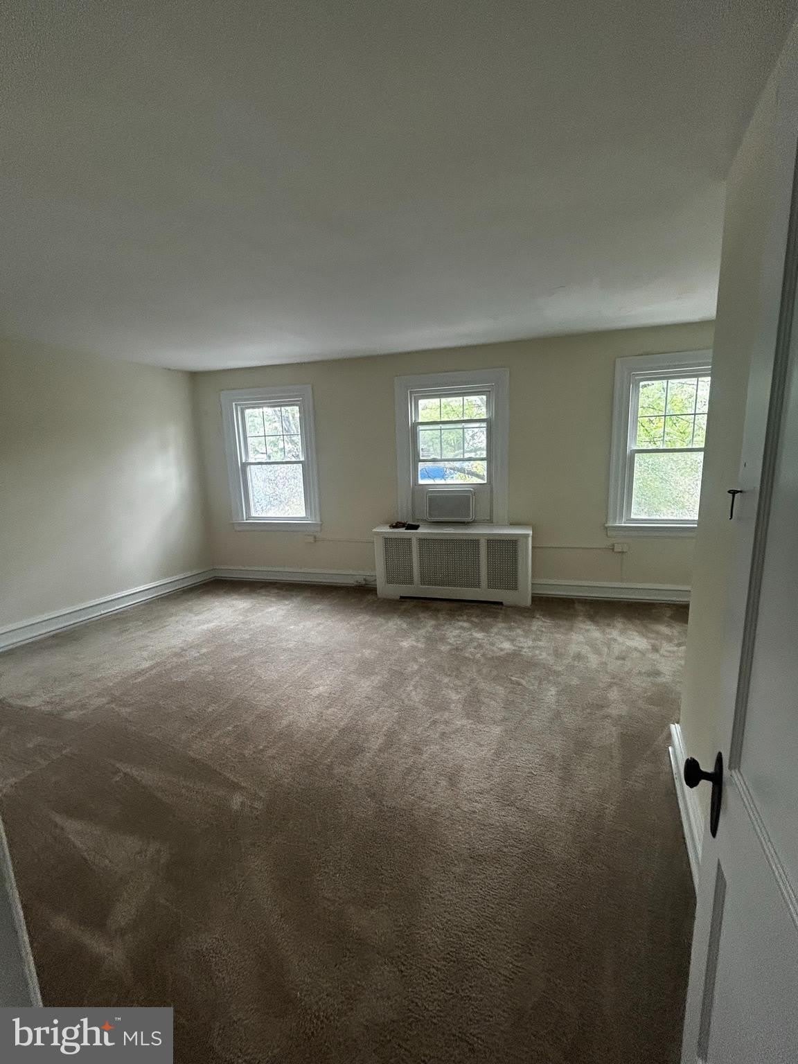 237 HAVERFORD Avenue – photo 5
