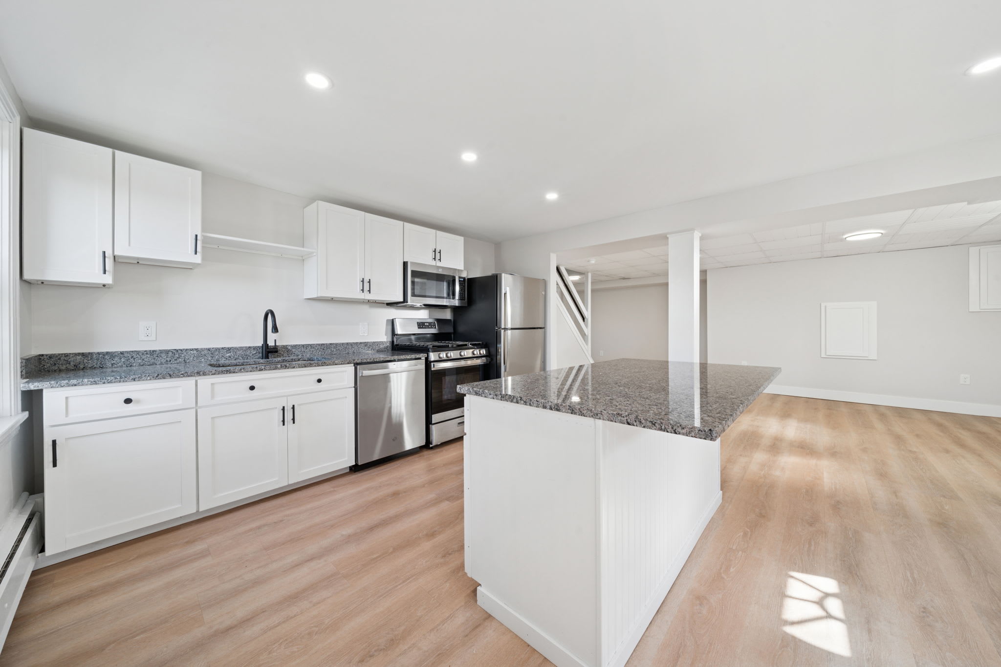 612 Hopkins Street – photo 4