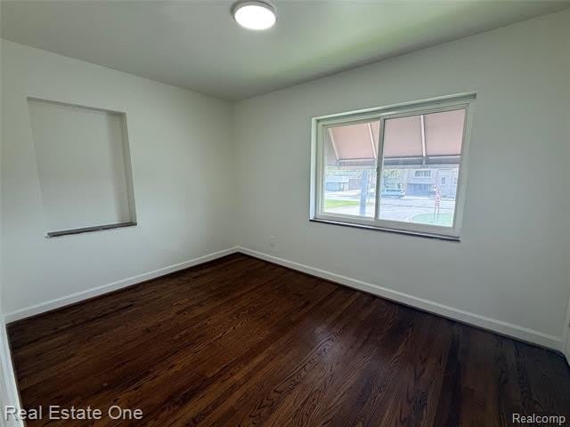 24720 Michigan Ave – photo 5