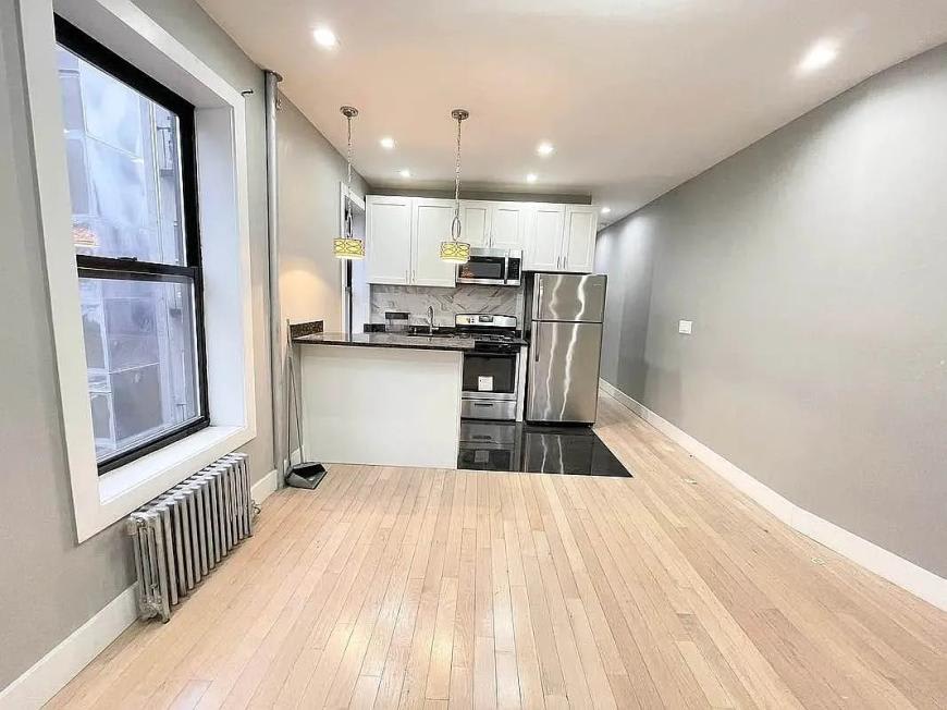 4308 Broadway – photo 3