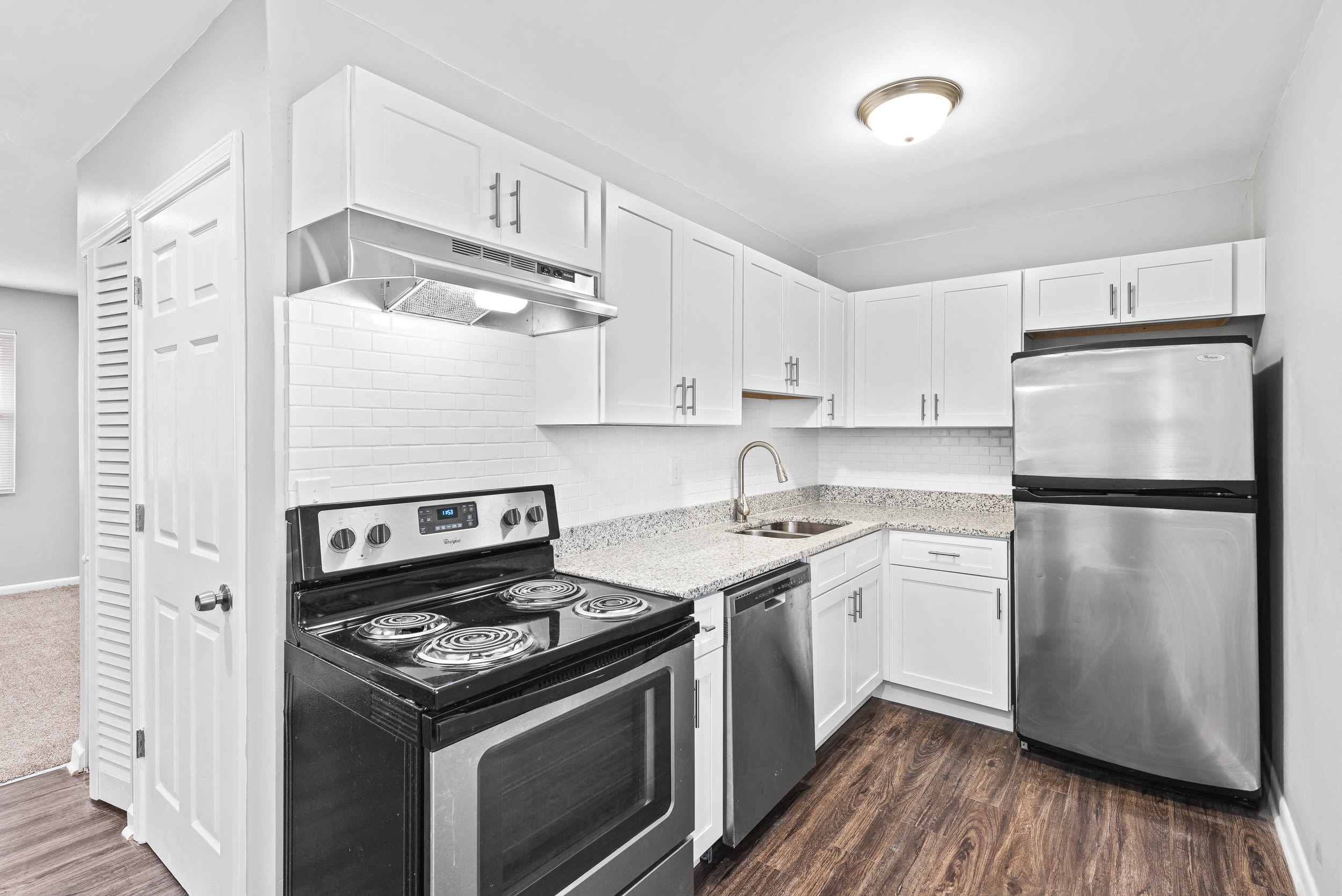 Georgian Oaks Apartments – photo 4
